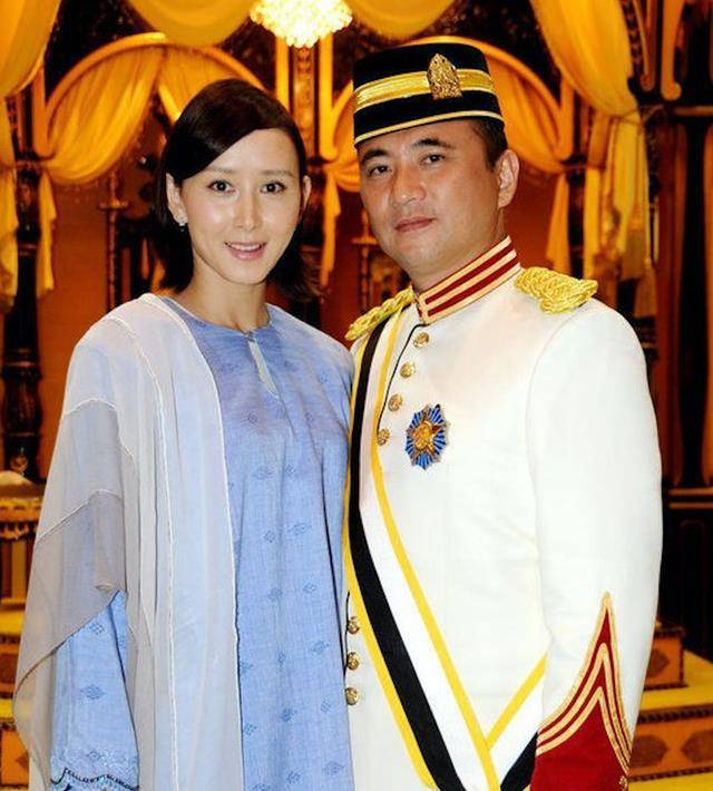 嫁大马首富,豪门梦醒,复出演戏活出人间清醒_胡静_朱兆祥_婚姻