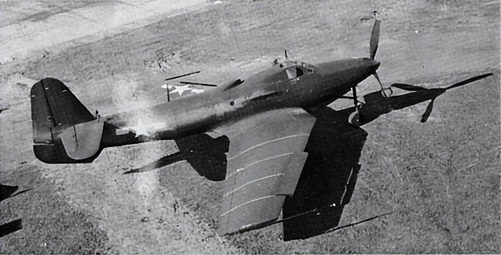 P.166轰炸机图片