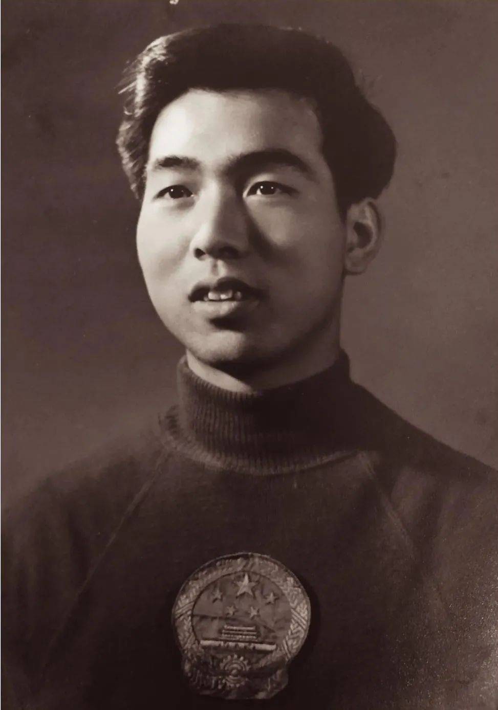 “冷面杀手”刘伟:从乒乓球世界冠军到北大博士,不嫁富商嫁爱情_刘灿英_王涛_父亲