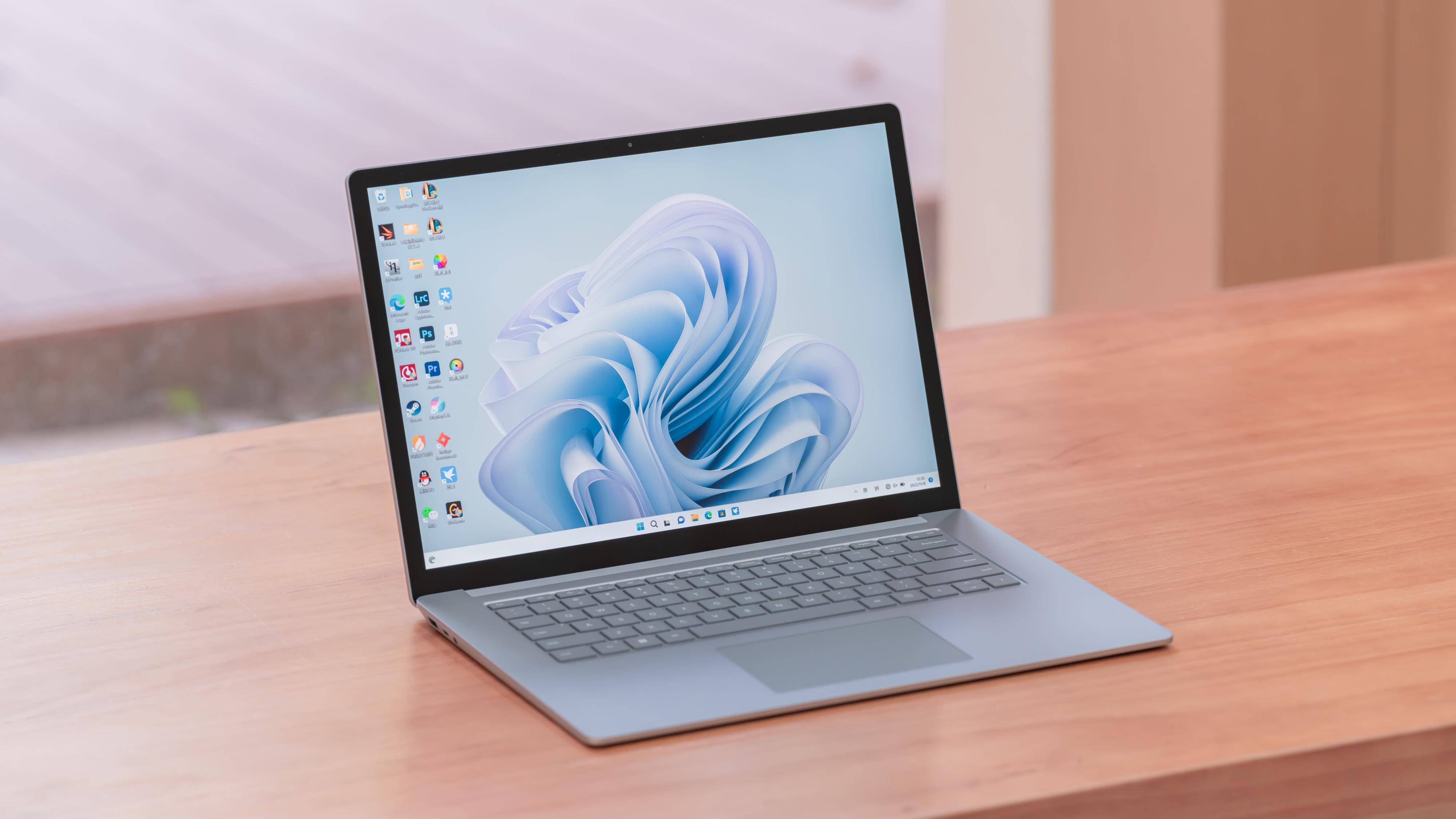 surface laptop 5 详测:模具延续经典,配置常规升级,性能表现亮眼