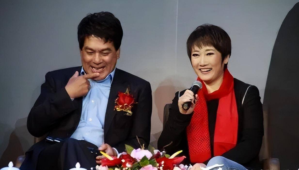 "王刚前妻"成方圆:一生两婚两离不生孩子,61岁开始有了烦心事_程方元