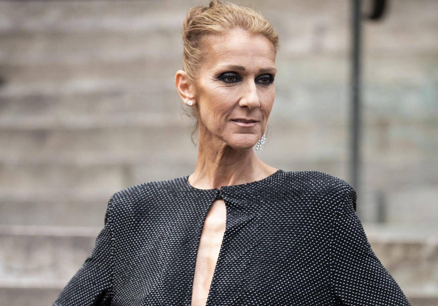 席琳迪翁不懂美丽很显老?