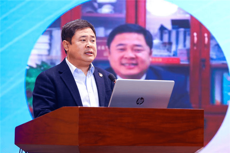 局长李建新,基教科科长史婷婷,教师进修学校校长宗世海,西航三