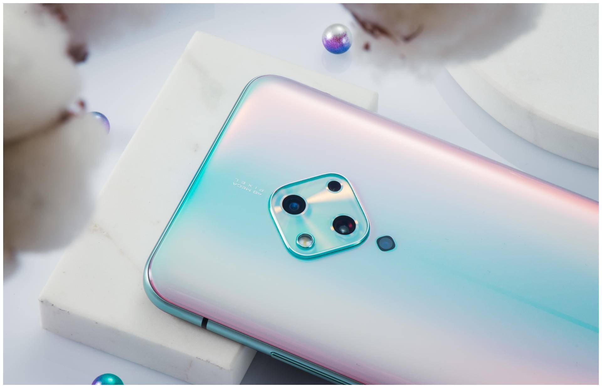 搭载菱形四摄 5重超质感美颜,女神节选vivo s5就对了_自拍_功能性