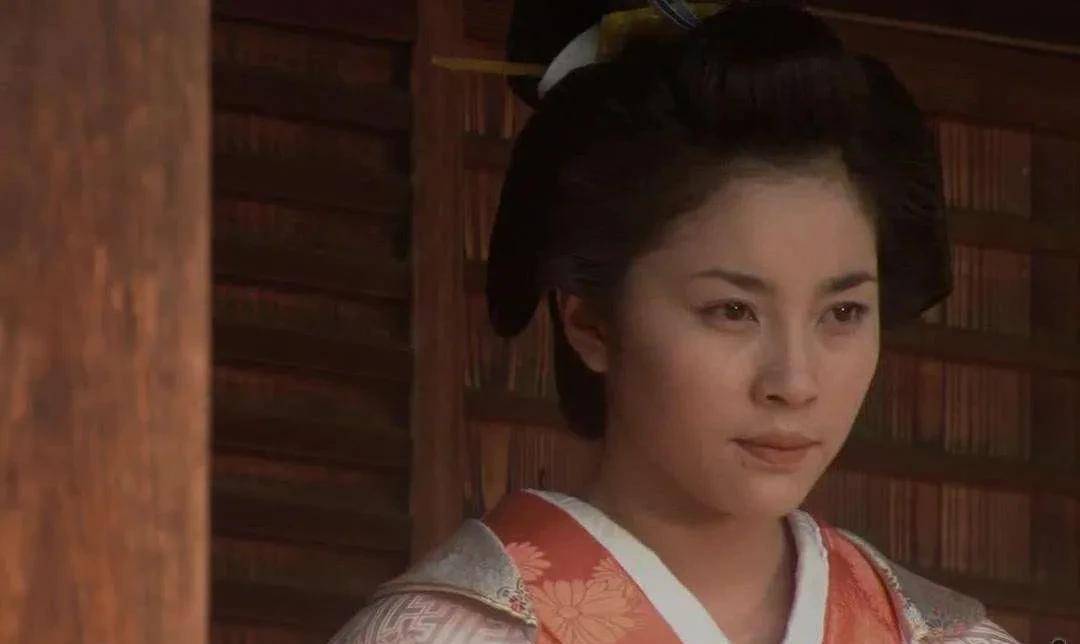 德川三代将军德川家光最宠爱的侧室夫人—阿万夫人_庆光院_女子_公家