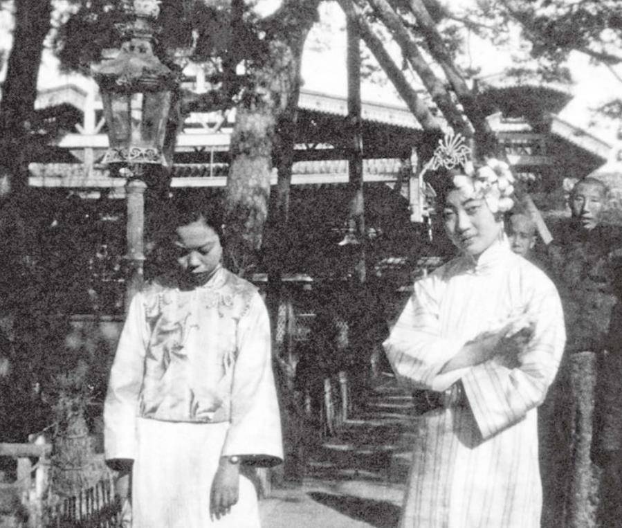 末代皇妃文绣:一个和皇帝离婚的女人_搜狐网