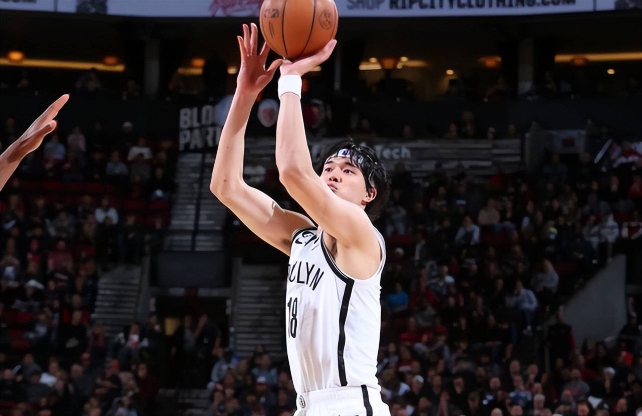 渡边雄太成三分最准之人:新秀季命中率不到13%_三分球_篮网_赛季