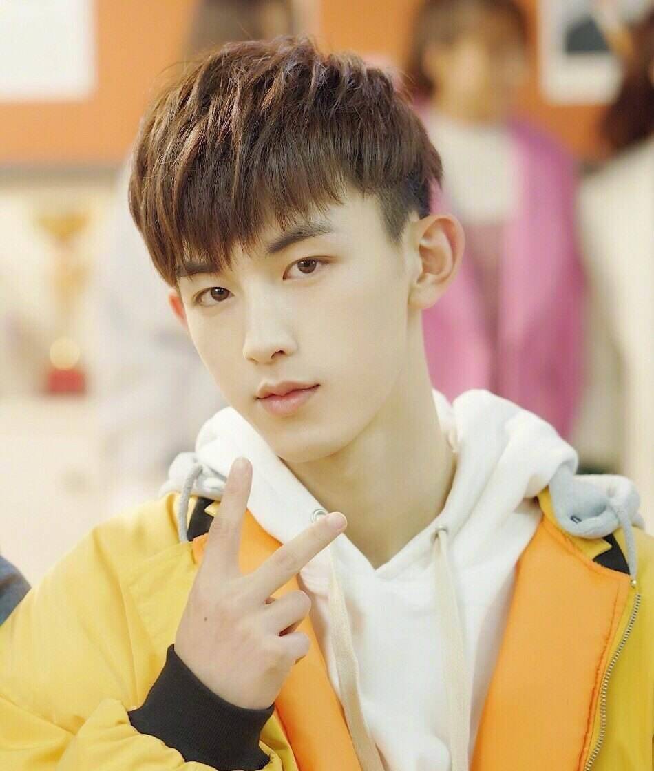 郭俊辰在少年派里扮演什么角色,出道几年为什么没有红_人生_剧中_因为