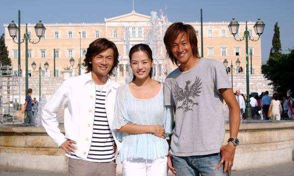 2004年,蔡琳,苏有朋和何润东主演情感剧《情定爱情海》,蔡琳在剧中