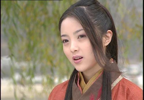 皇嫂田桂花春妮扮演者图片