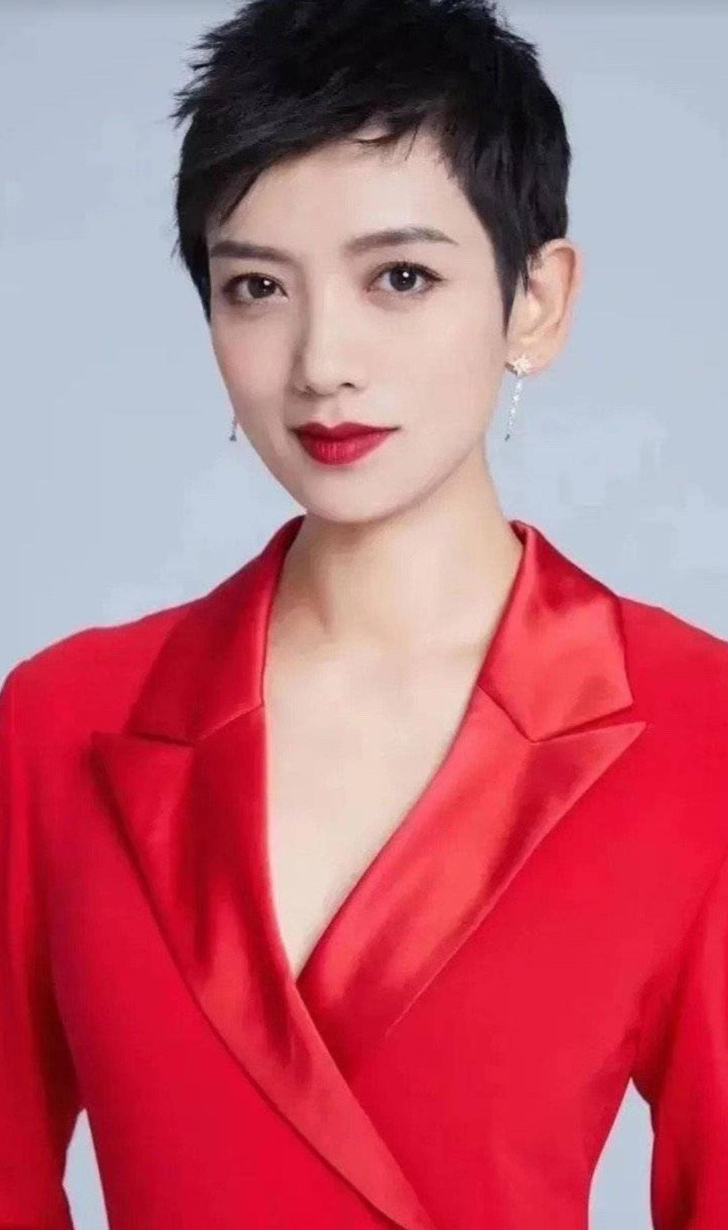 坦言和李霄峰在一起很舒服,女子疑泄露恋情细节_李晓峰_邻居_女方