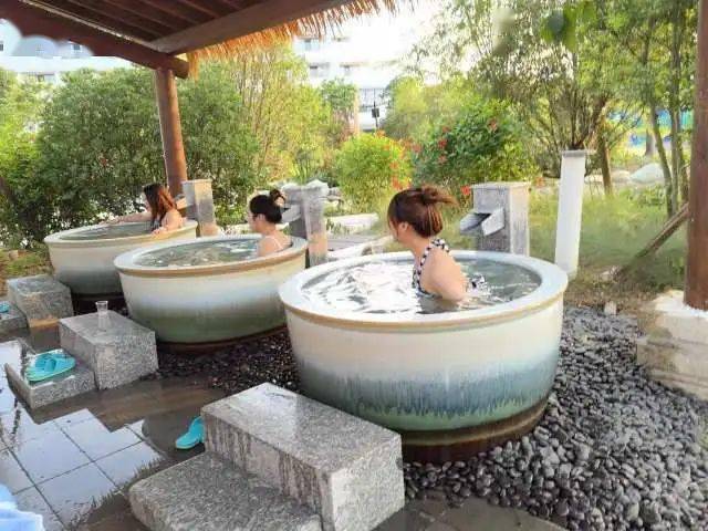 九龙温泉让你舒服到冒泡!_客家_玉林_养生