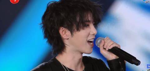 华晨宇迪丽热巴首次合作,热巴变身话痨女孩,岳云鹏现场催婚_挑战_说唱