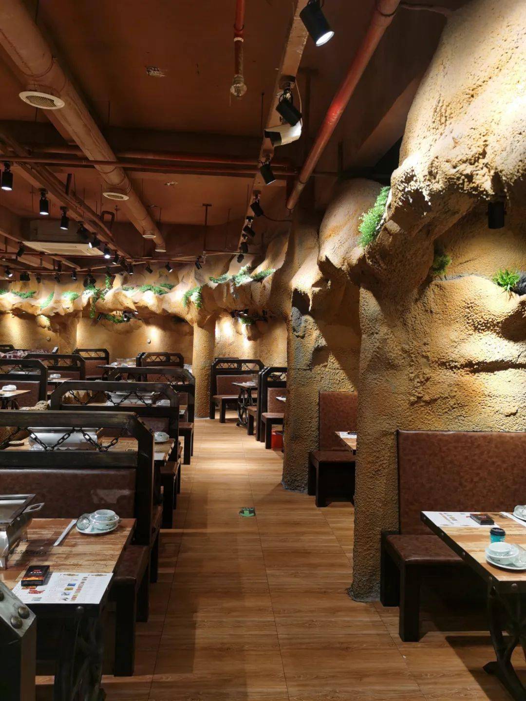 【愿者上钩烤鱼·10店适用·免预约】88元享特惠双人套餐,小巴沙鱼