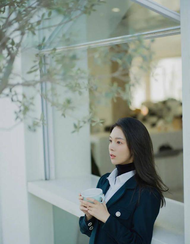 华晨宇撬宁泽涛女友?刘诗诗摒弃"佛系"人设?杨超越素质低?