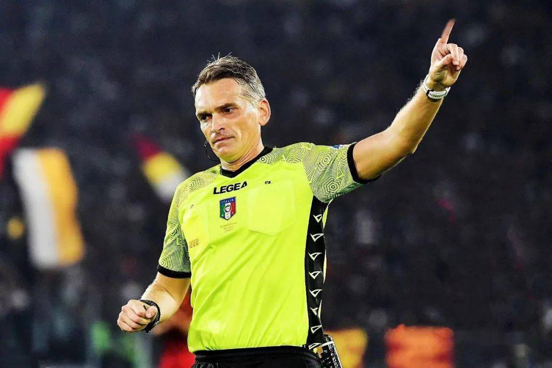 年世界杯 决赛裁判 员身份待相关图片1