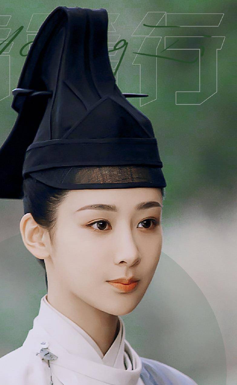 杨紫收工在家点火锅外卖,蘸油碟另搭酥肉和水果捞,自行辩解:也就吃了