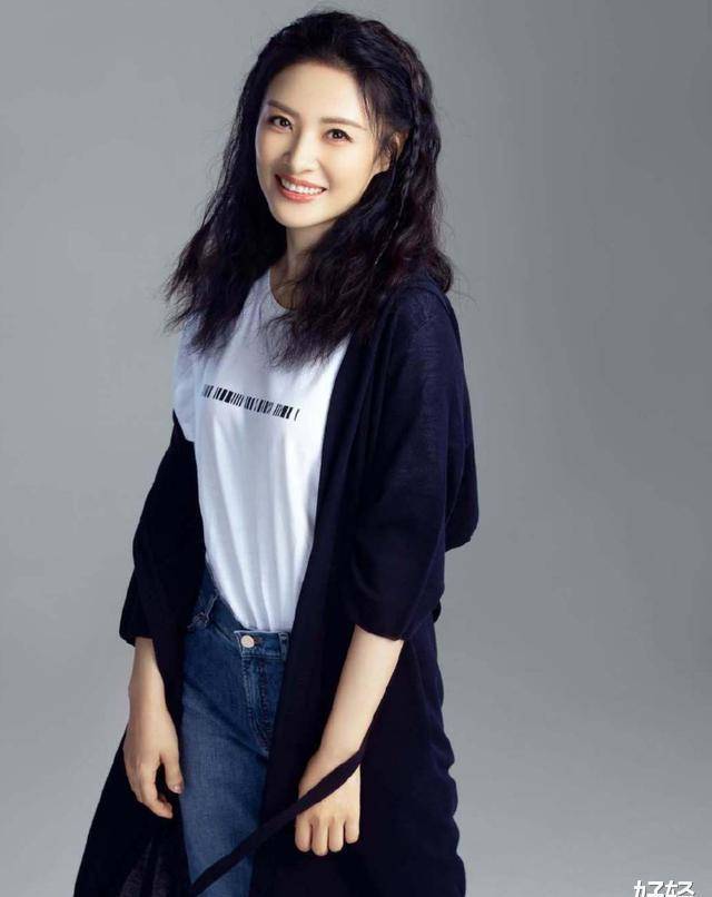 52岁周涛,体重只有90斤,从未胖过,为了身材,从来不吃4物_热量_漂亮