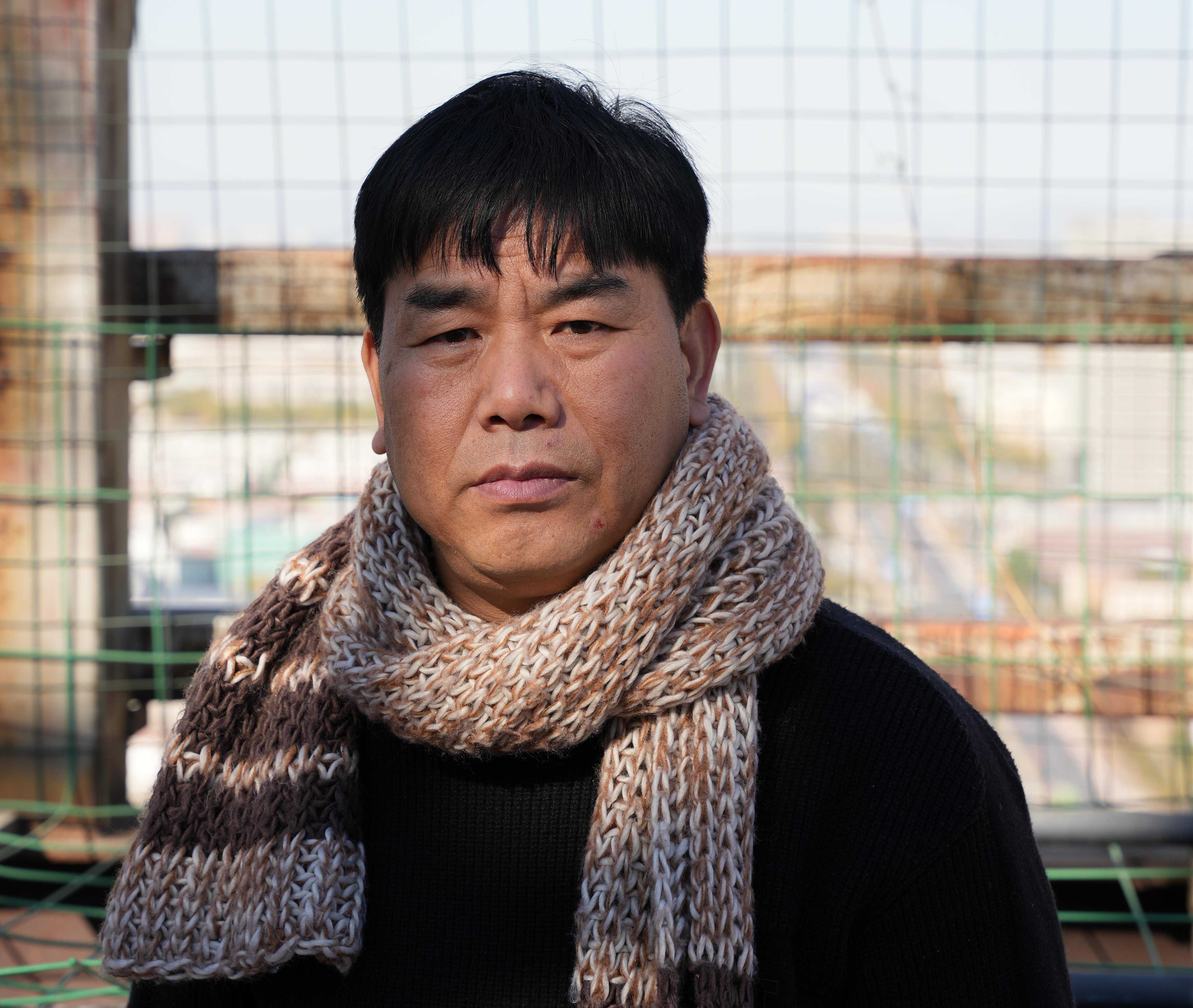 刘作辉1976年出生于河南省淮阳县,中国书法家协会会员,中国书画家协会