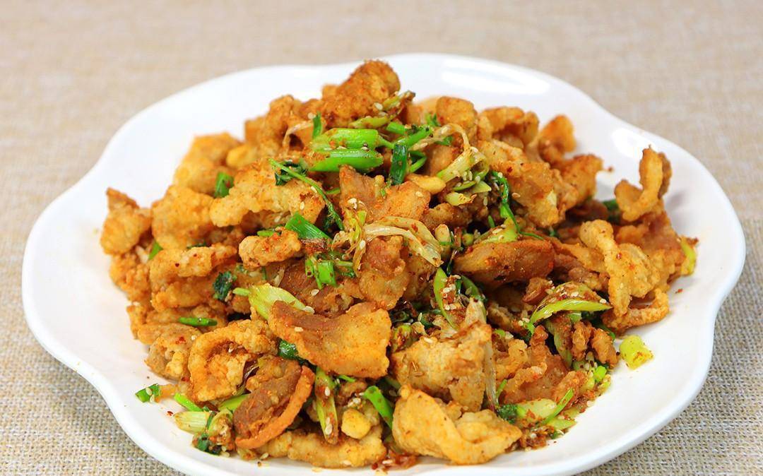 孜然肉片这样做,一口咬下去满满的烧烤味,焦香脆口,香辣下饭_五花肉