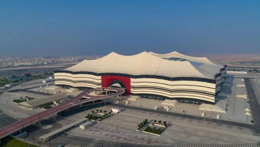 al bayt 体育场举办,东道主阿尔拜特体育场,位于al khor市,多哈以北35