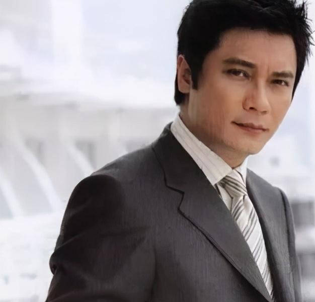 为与苏岩二婚,丢给发妻4000万分手费的罗嘉良,如今怎么样