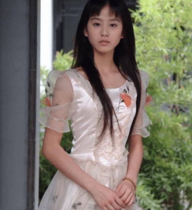 女明星_成为了_因为