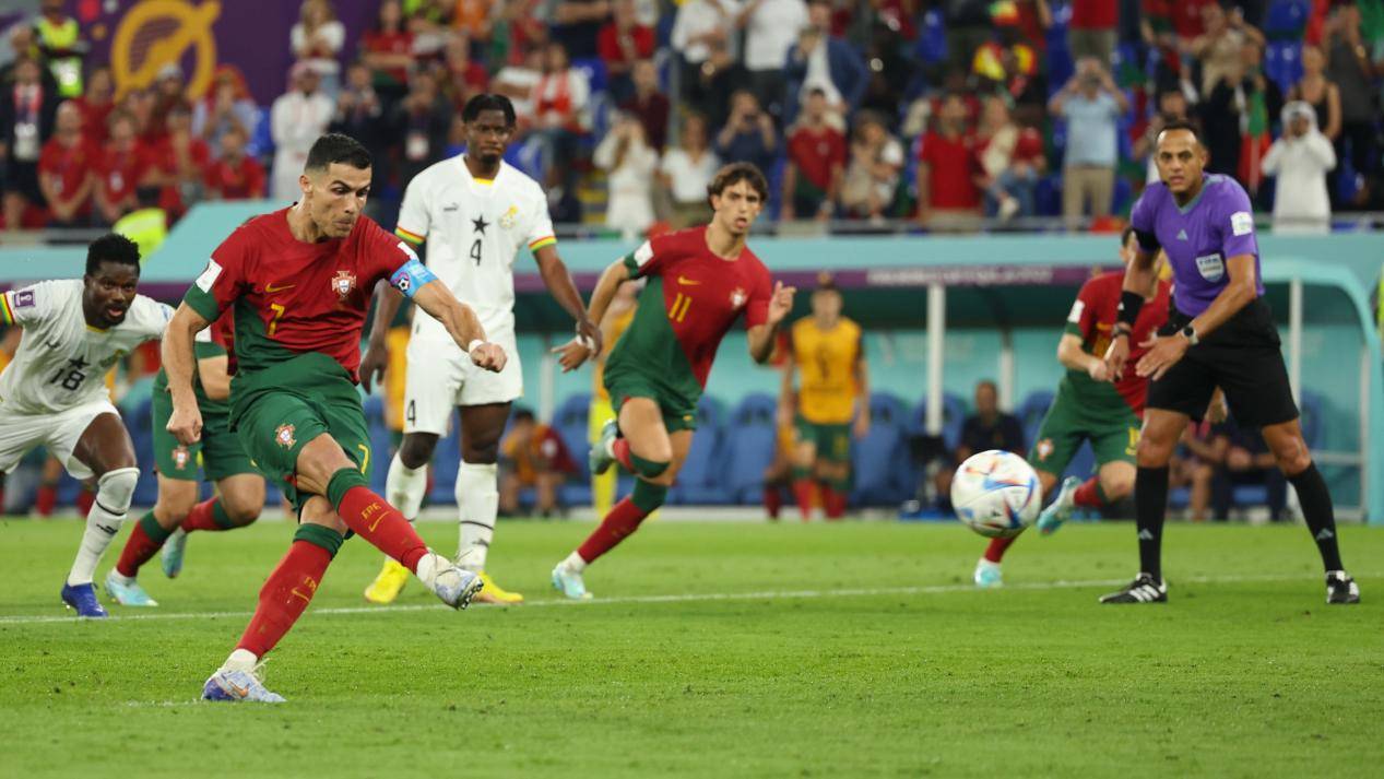 “世界杯”世界杯早报：C罗5届破门葡萄牙3-2内马尔伤退巴西2-0