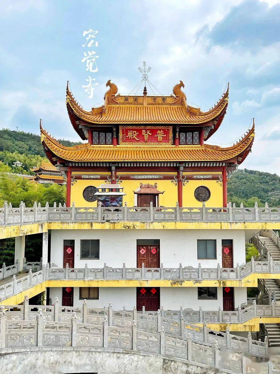 之多,佛教之兴盛,而南京的多数寺庙便是始于此时,古弘觉寺便是其一