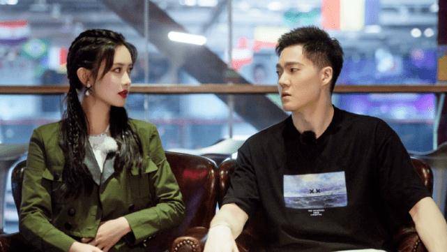 孟子义终止与王厚杰约会,与刘特坐摩天轮被偶遇,男帅女美超般配_朋友