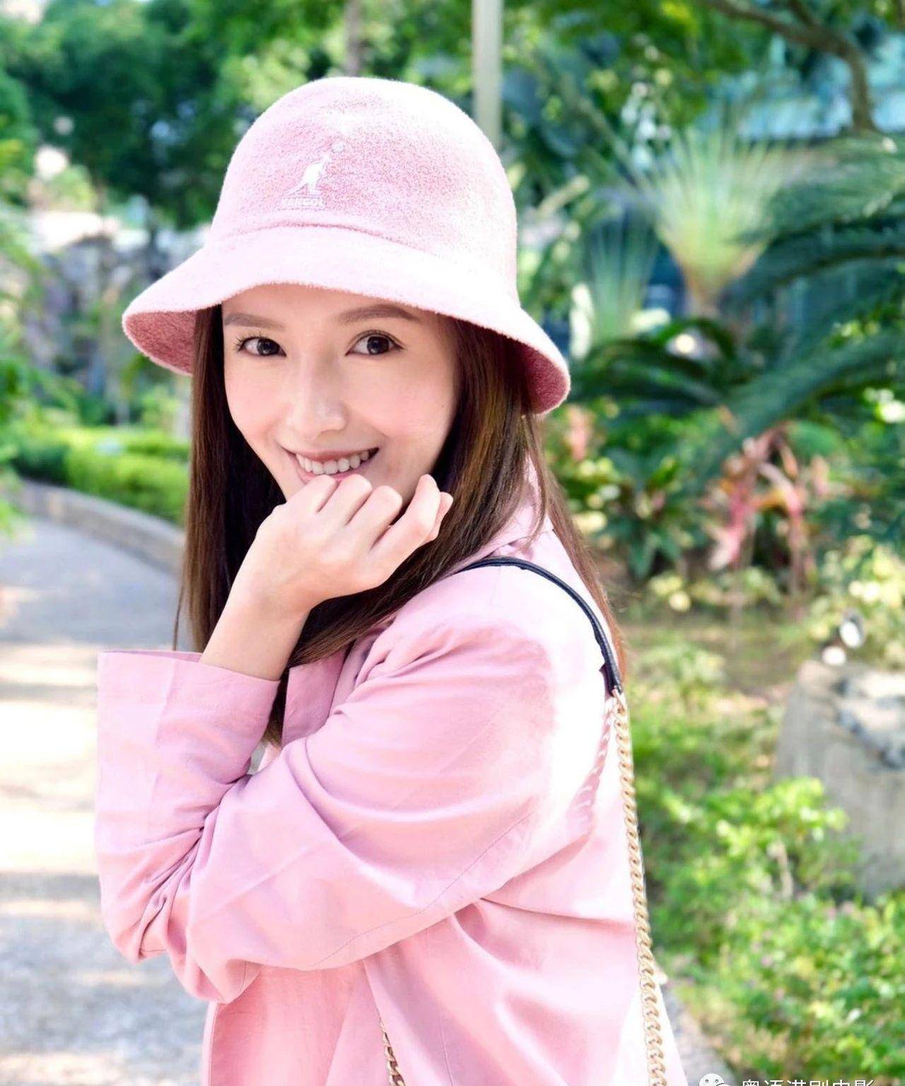 《爱回家》15位女演员素颜真面目曝光 滕丽名,吕慧仪像少女_角色_剧中