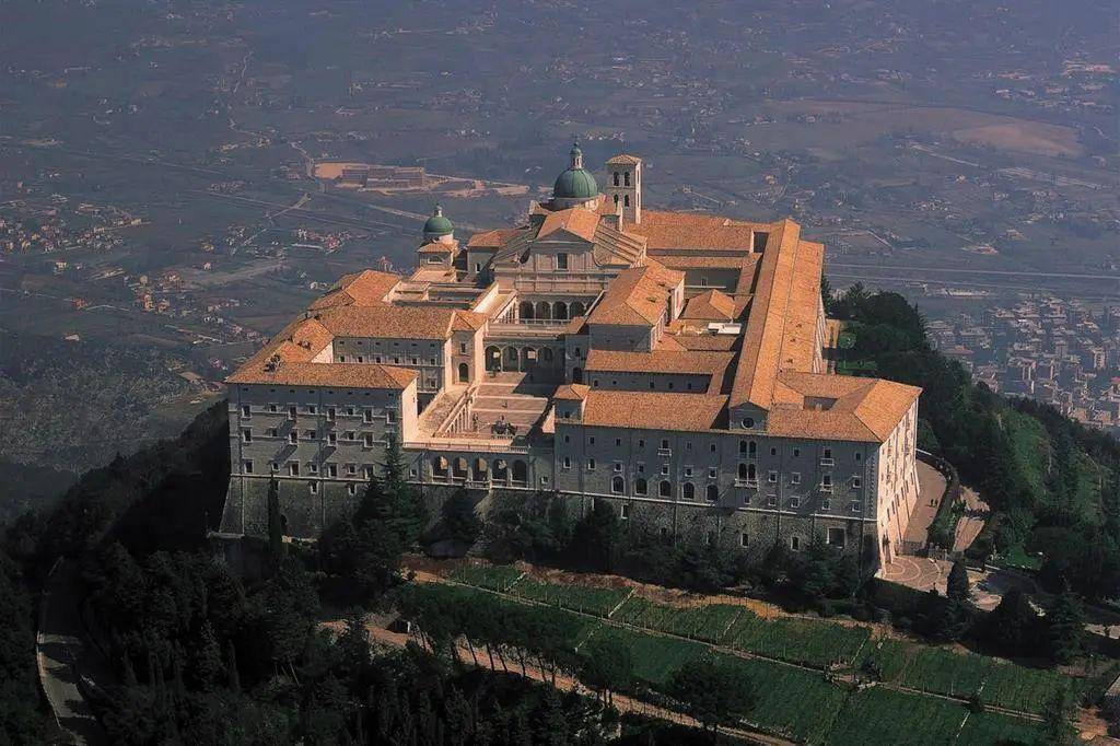 卡西诺修道院图片