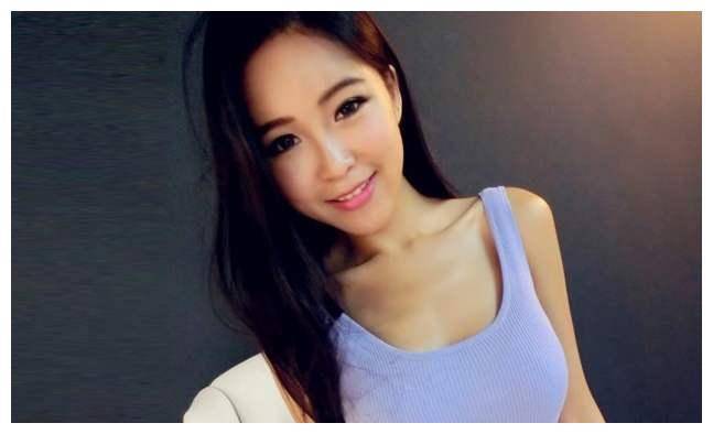 nba美女主播周玲安:身材堪比卡戴珊,如今嫁美国50岁富豪_明星_职业