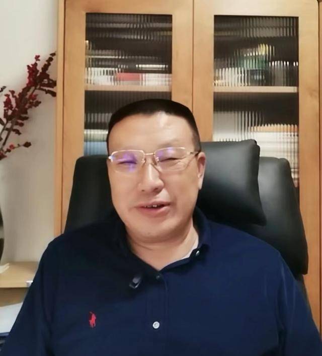 潘克律师现身直播,回应网友提问,透露将赴九江会见委托人_潘律师_事件