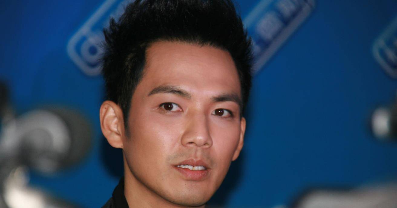 《锦心似玉》中46岁钟汉良仍演古装偶像剧,为何口碑每况愈下?