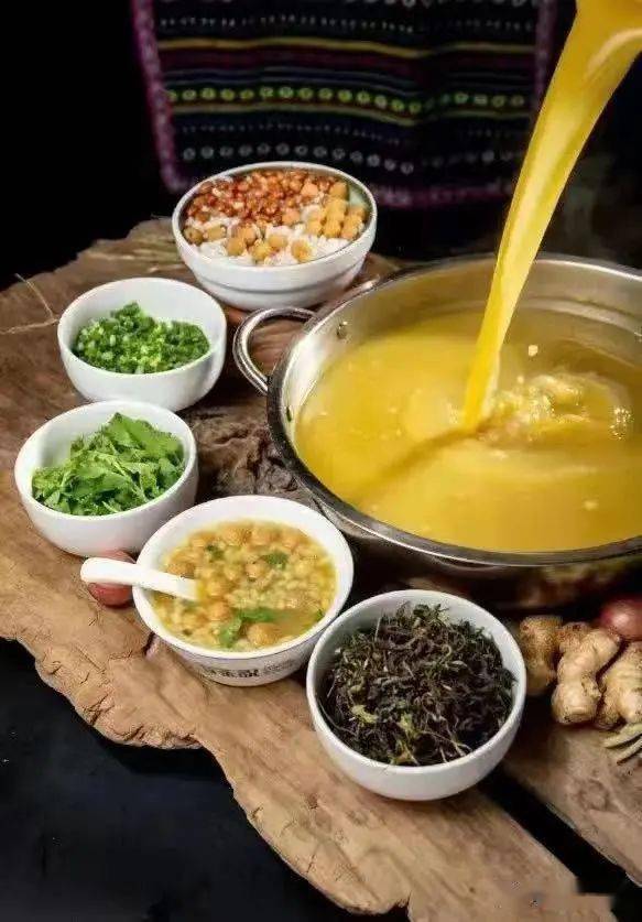 图片源于 恭城油茶板路公众号05平乐十八酿平乐县的各种酿菜,口味独特