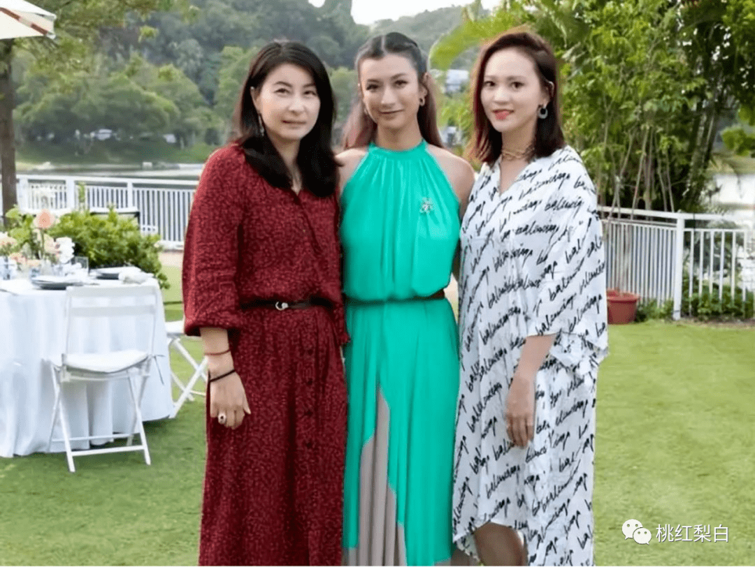 贵妇_冯余_香港