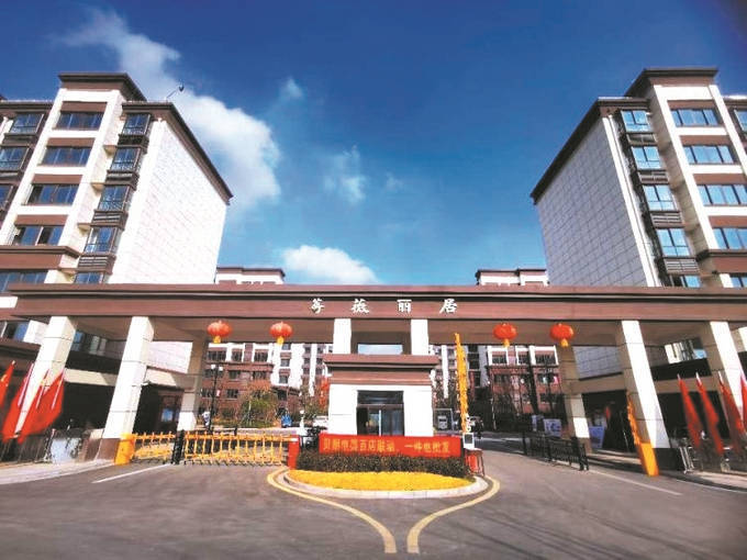 商业街道古色古香……在碧水东流的古泊河畔,沭阳县高墟镇正焕发着