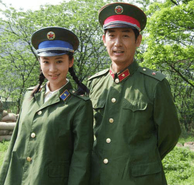 低调女星徐筠:踏实演戏,幸福生活,嫁演员丈夫一家四口其乐融融_父母