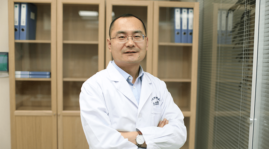 山东中医药大学附属眼科医院视光中心孙伟主任本次大赛,将最终决出才