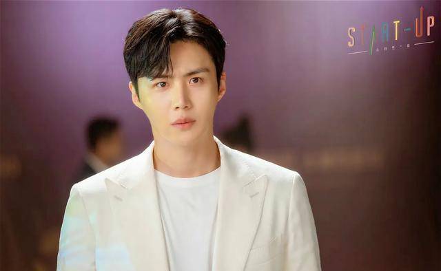 韩剧《启动了》:男二逆袭,人气投票比男主多整整4倍成为第一!