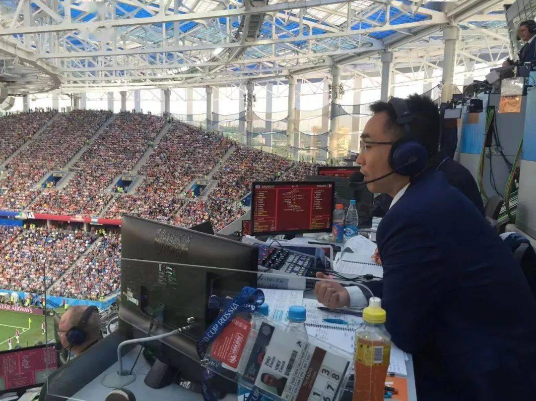 为什么各国的解说员都用这款耳机播报世界杯?_比赛_转播_全球