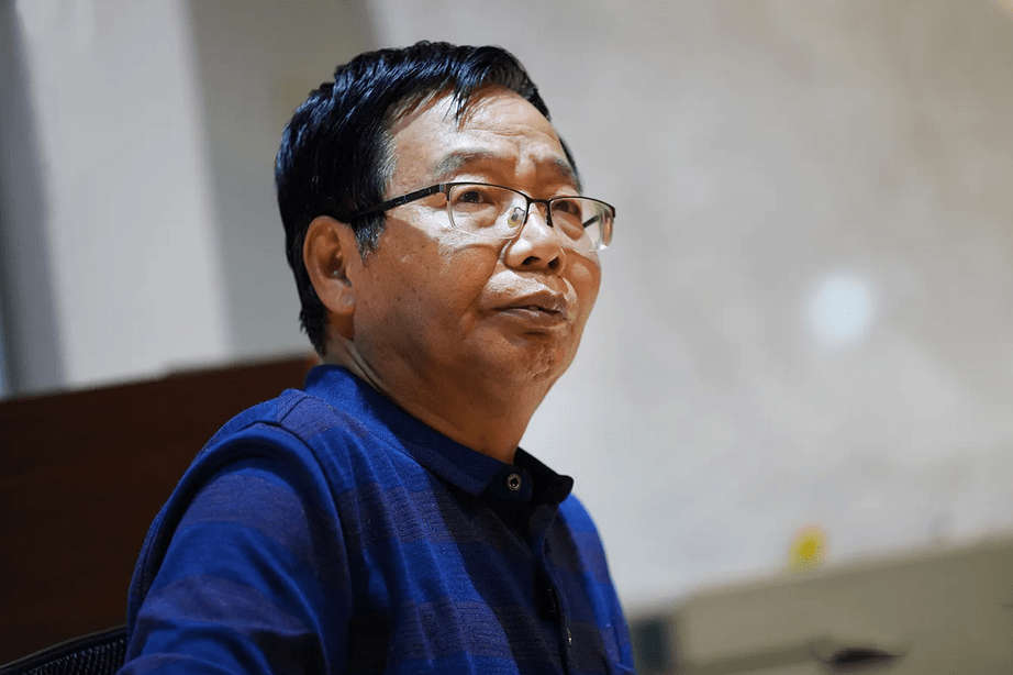 北大"屠夫"陆步轩:当街卖猪肉被嘲20年,今身价亿万回校捐9亿_毕业