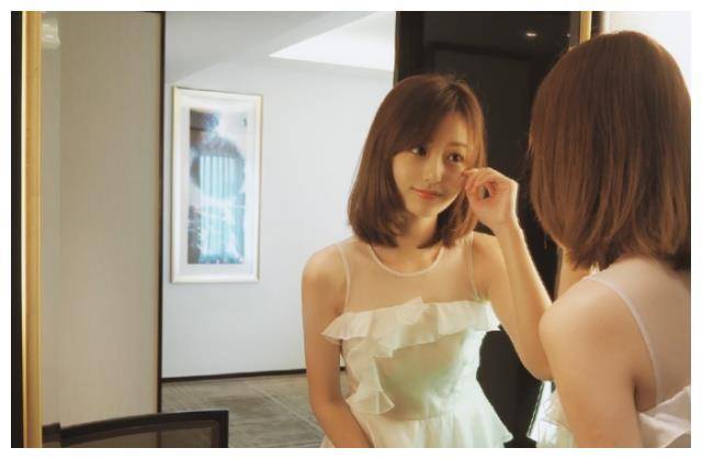 nba当红女主播小七,神仙颜值十分讨喜,私下是库里的球迷_解说_勇士