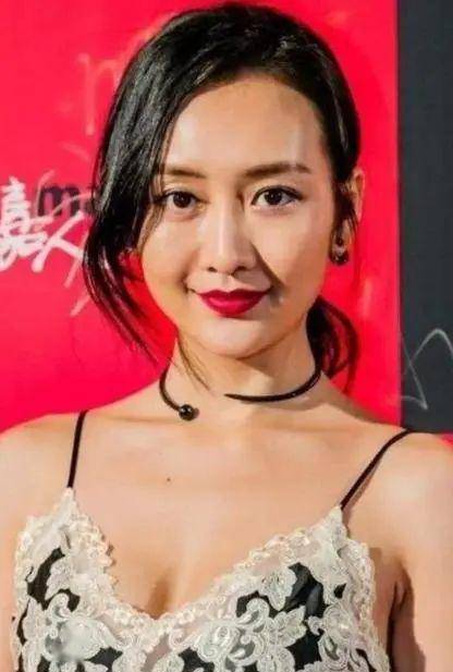王鸥年轻时"无人追" 当她旧时照片流出,网友:换我也不敢追_皮肤_味道