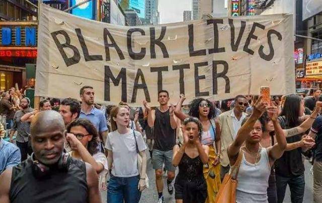 遭压迫百年却从不反抗,连黑人也歧视他们_亚裔_美国的_事件