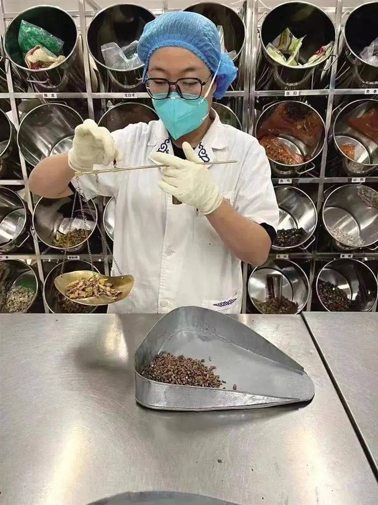 内蒙古自治区中蒙医医院跑腿预约挂号的简单介绍