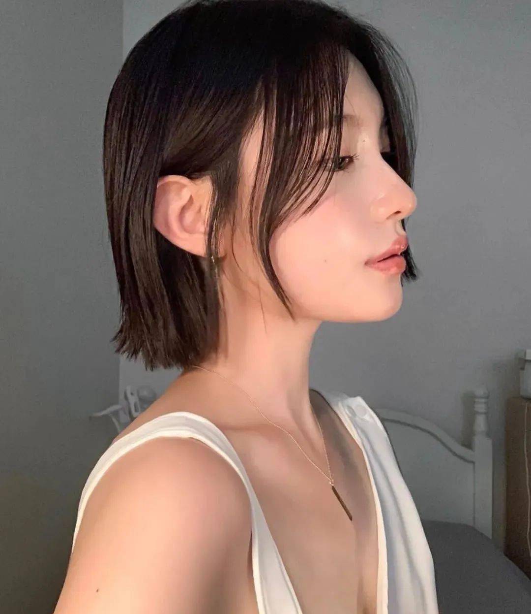 冬季烫染剪 热门发型30款