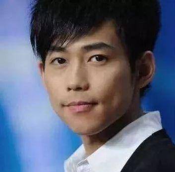 过气男歌手苏醒,曾经绯闻满天飞,现在居然晋升为了爸爸?