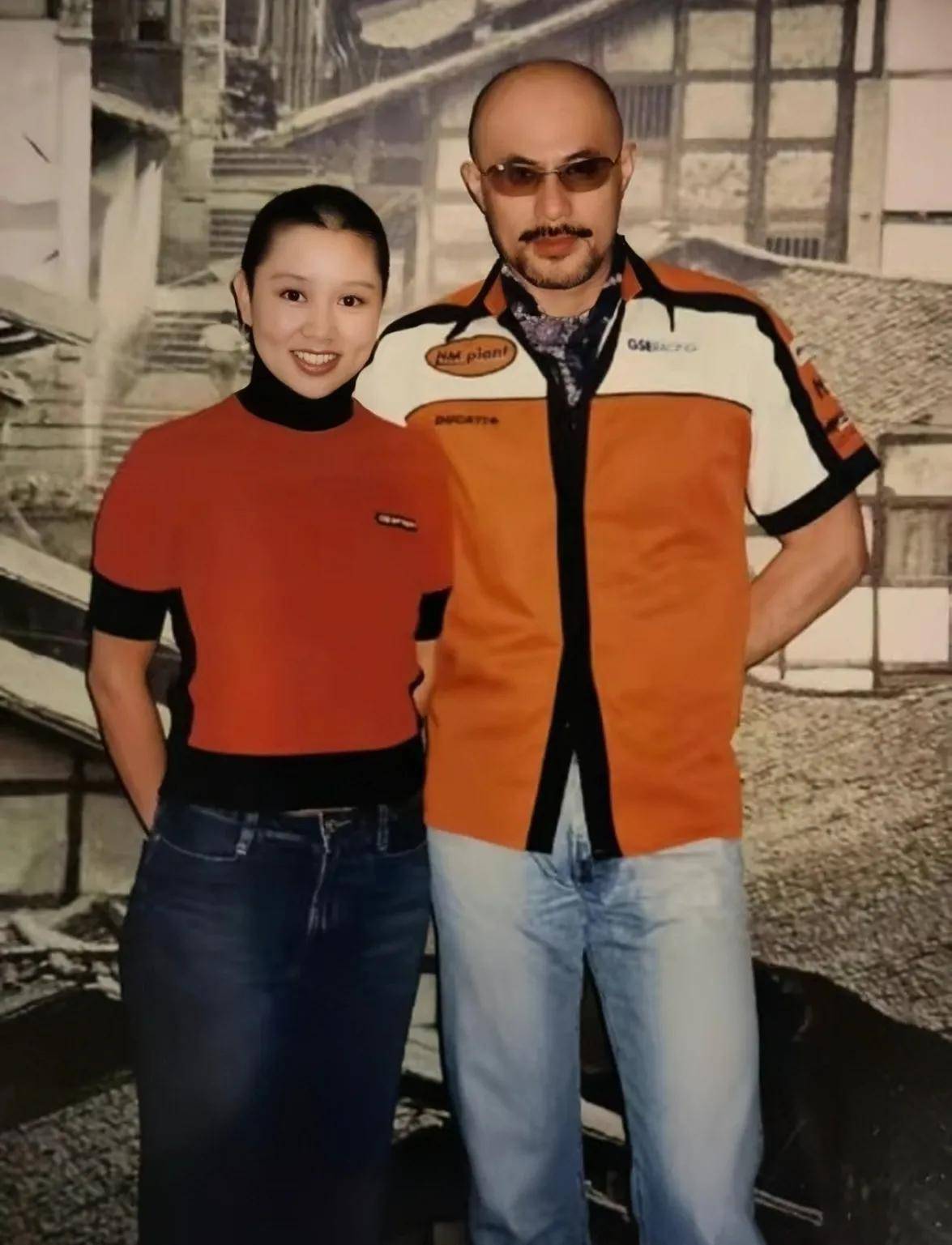 演员徐锦江:我为艺术贡献23次,军人妻子和儿女的理解让我感动_殷祝平